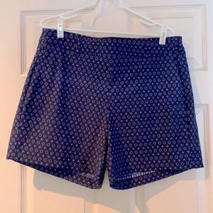 Spanx Sunshine Shorts 4” inseam size L - Navy
